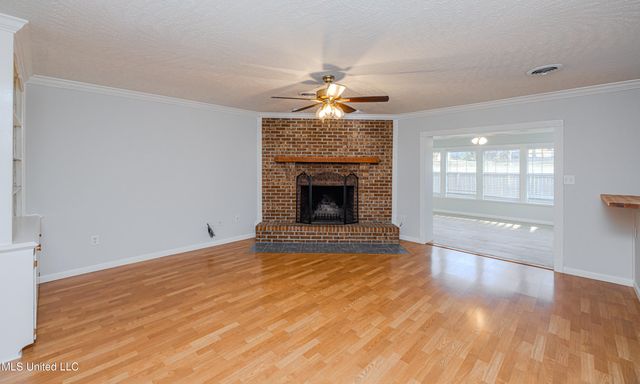 114 Meadow Ln Circle, Clinton, MS 39056