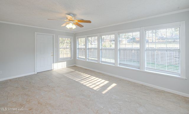 114 Meadow Ln Circle, Clinton, MS 39056