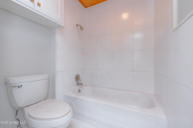 114 Meadow Ln Circle, Clinton, MS 39056