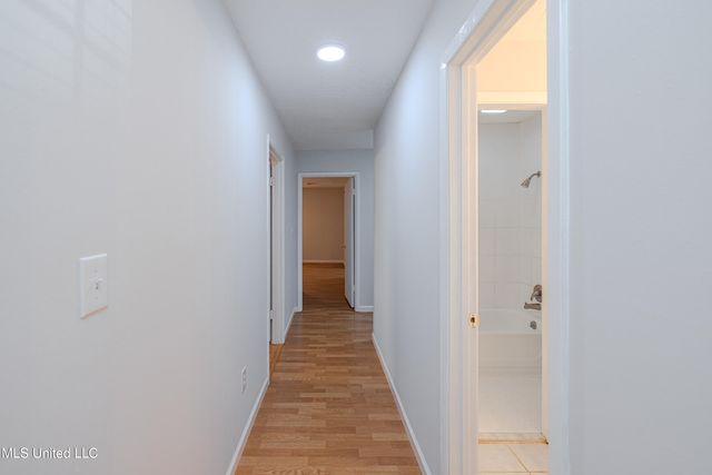 114 Meadow Ln Circle, Clinton, MS 39056