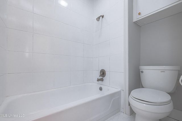 114 Meadow Ln Circle, Clinton, MS 39056