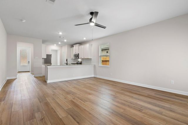 1126 Campside Drive, Beasley, TX 77417