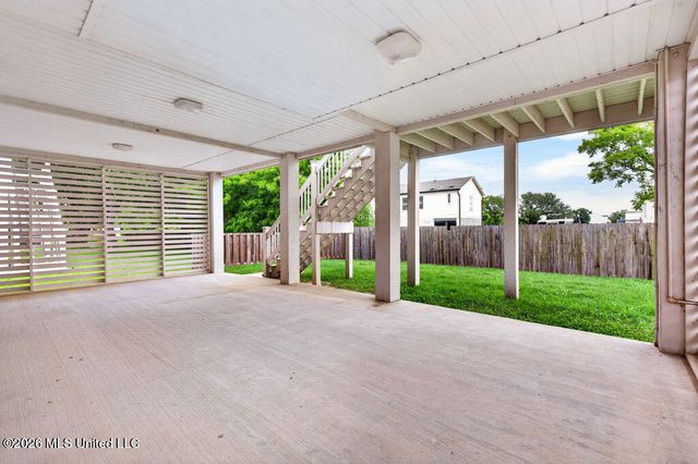 212 Clark Avenue, Pass Christian, MS 39571