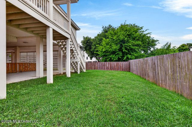 212 Clark Avenue, Pass Christian, MS 39571