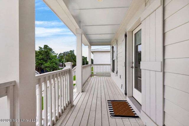 212 Clark Avenue, Pass Christian, MS 39571