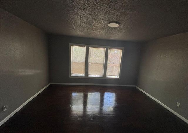 510 Cypress Avenue, Kansas City, MO 64124