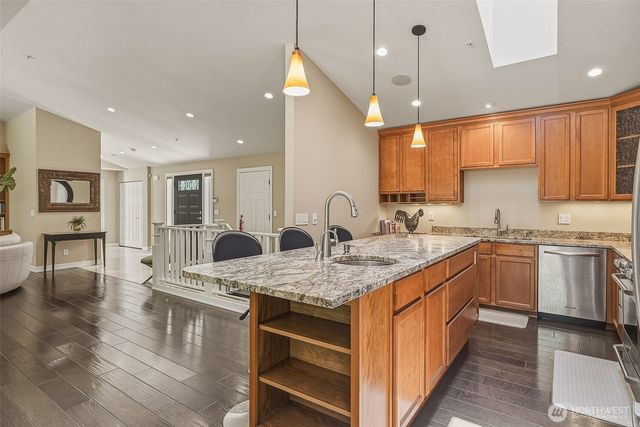 1226 NE Ballinger Place, Shoreline, WA 98155