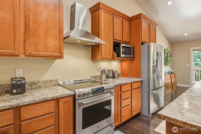 1226 NE Ballinger Place, Shoreline, WA 98155