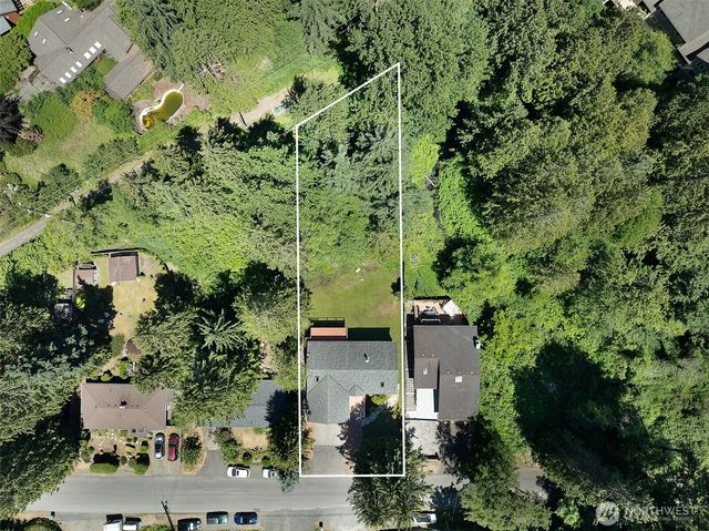 1226 NE Ballinger Place, Shoreline, WA 98155