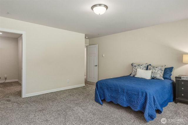 1226 NE Ballinger Place, Shoreline, WA 98155