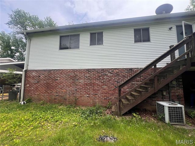 2353 Kingsford Drive, Florissant, MO 63031