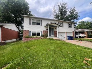 2353 Kingsford Drive, Florissant, MO 63031