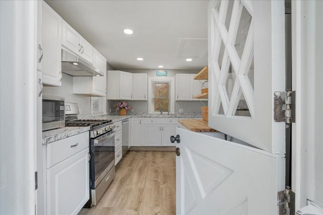 45 Marston Avenue, Hyannis, MA 02601