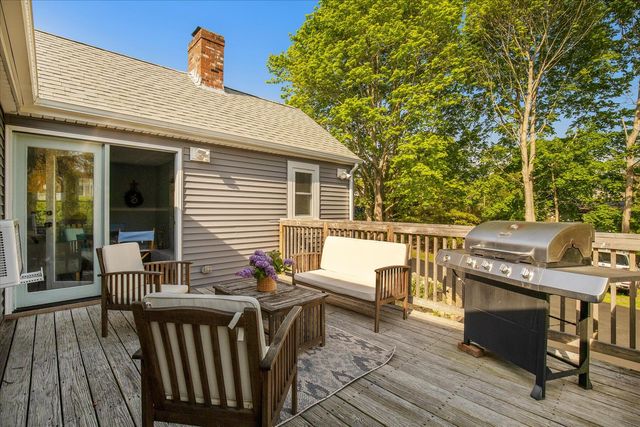 45 Marston Avenue, Hyannis, MA 02601