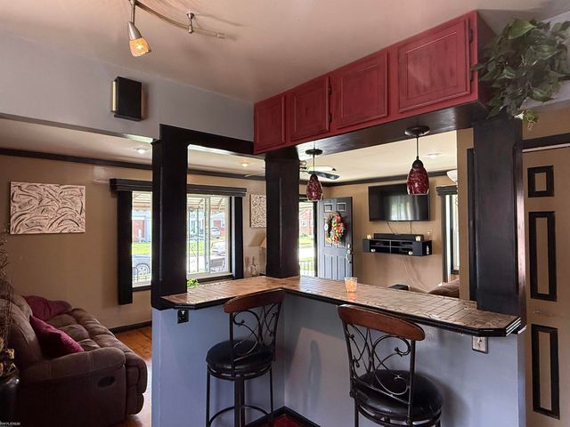 28460 Hollywood Street, Roseville, MI 48066