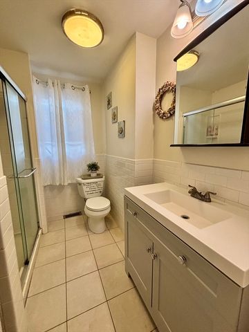 757 Summer St 2, Lynn, MA 01905