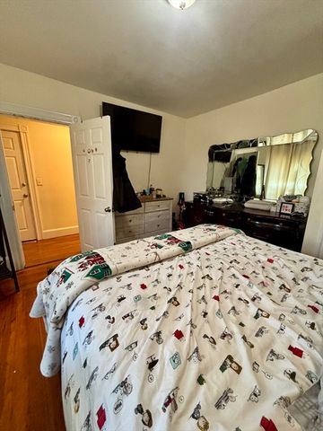 757 Summer St 2, Lynn, MA 01905
