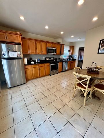 757 Summer St 2, Lynn, MA 01905