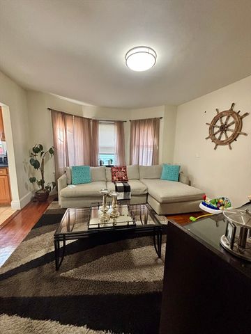 757 Summer St 2, Lynn, MA 01905
