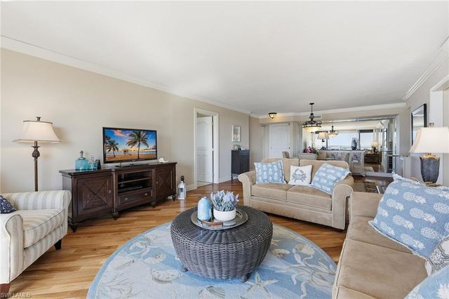 4001 Gulf Shore BLVD N # 1205, Naples, FL 34103