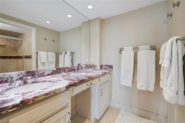 4001 Gulf Shore BLVD N # 1205, Naples, FL 34103