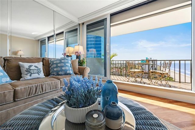 4001 Gulf Shore BLVD N # 1205, Naples, FL 34103