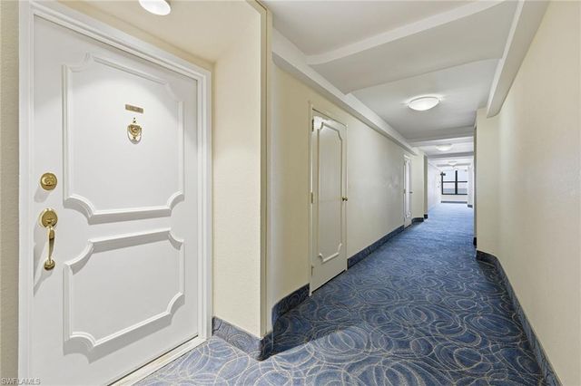 4001 Gulf Shore BLVD N # 1205, Naples, FL 34103