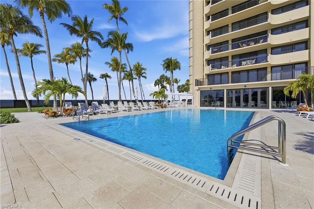 4001 Gulf Shore BLVD N # 1205, Naples, FL 34103