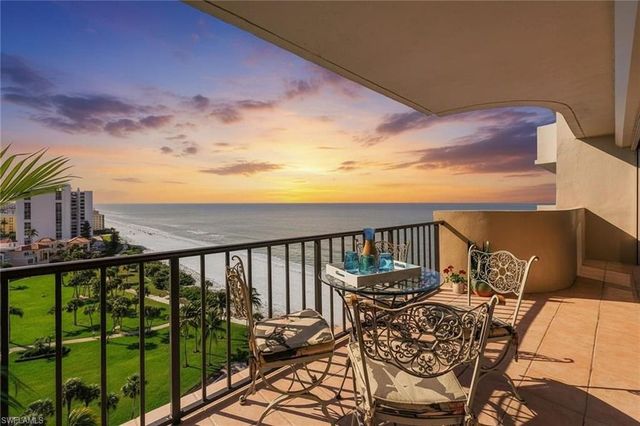 4001 Gulf Shore BLVD N # 1205, Naples, FL 34103