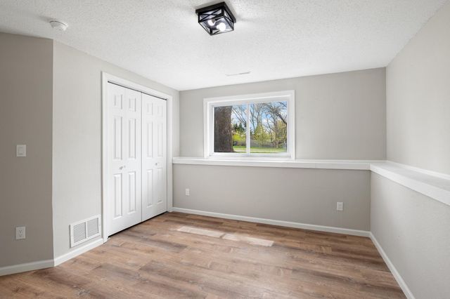 411 4th Street N, Sartell, MN 56377