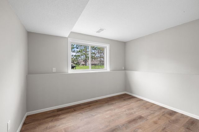 411 4th Street N, Sartell, MN 56377