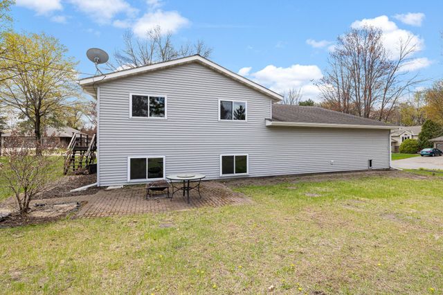 411 4th Street N, Sartell, MN 56377
