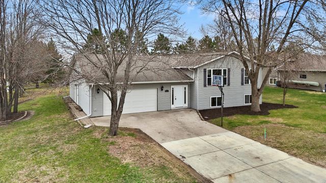 411 4th Street N, Sartell, MN 56377