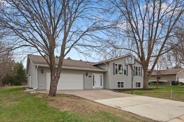 411 4th Street N, Sartell, MN 56377
