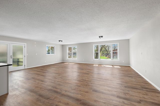 411 4th Street N, Sartell, MN 56377