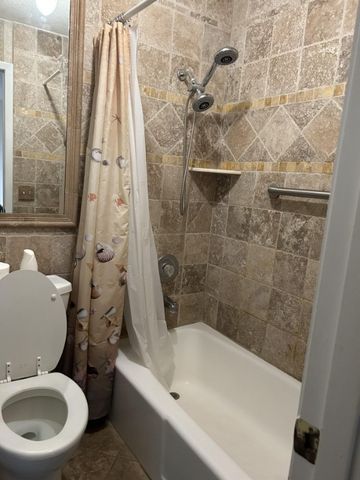 850 Mallery Street 4O, St Simons Island, GA 31522