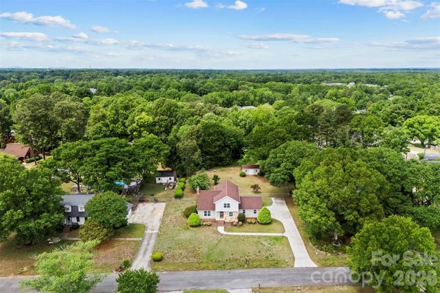 107 Friendfield Drive, Fort Mill, SC 29715