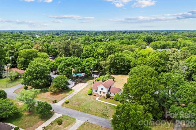 107 Friendfield Drive, Fort Mill, SC 29715