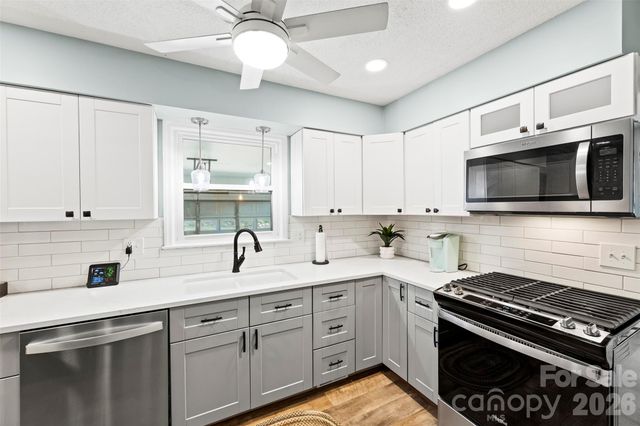 107 Friendfield Drive, Fort Mill, SC 29715