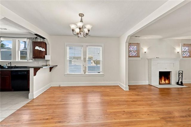 305 Lenox AVE, Norfolk, VA 23503