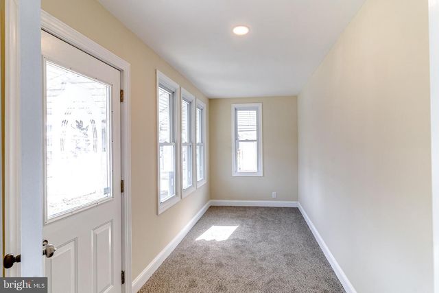 300 LORRAINE AVE, Baltimore, MD 21221