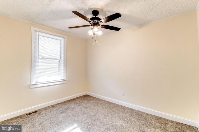 300 LORRAINE AVE, Baltimore, MD 21221