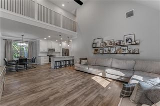 13 Hinckley Circle, Bella Vista, AR 72714