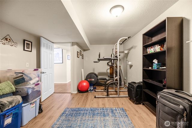 19812 13th Place W, Lynnwood, WA 98036