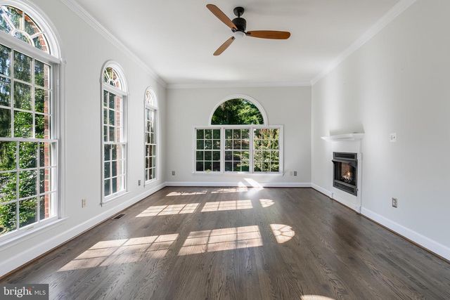 6606 OKEEFE KNOLL CT, Fairfax Station, VA 22039
