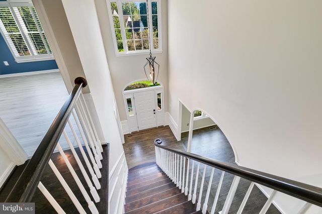 6606 OKEEFE KNOLL CT, Fairfax Station, VA 22039