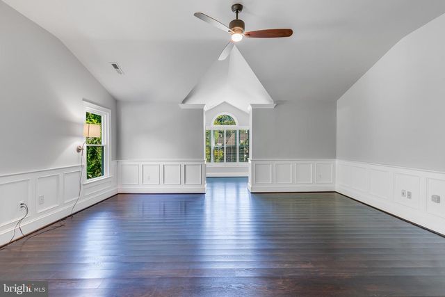 6606 OKEEFE KNOLL CT, Fairfax Station, VA 22039