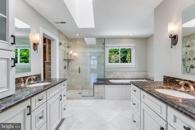 6606 OKEEFE KNOLL CT, Fairfax Station, VA 22039