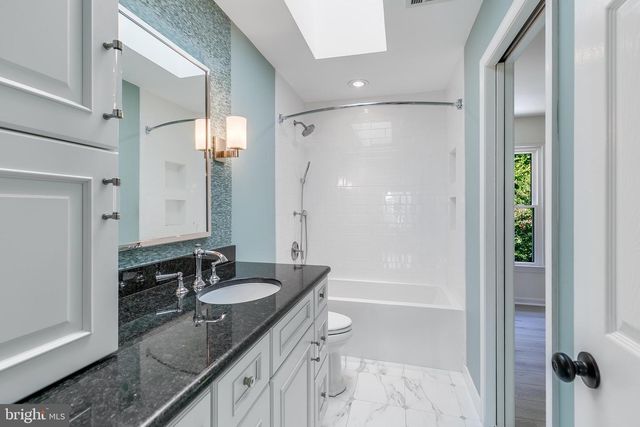 6606 OKEEFE KNOLL CT, Fairfax Station, VA 22039