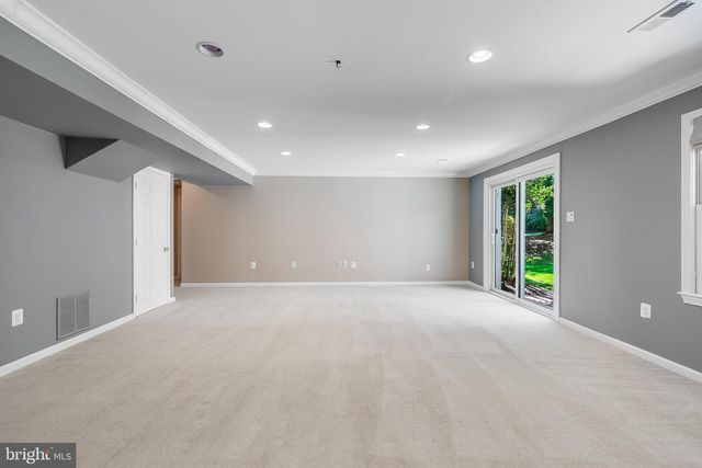 6606 OKEEFE KNOLL CT, Fairfax Station, VA 22039